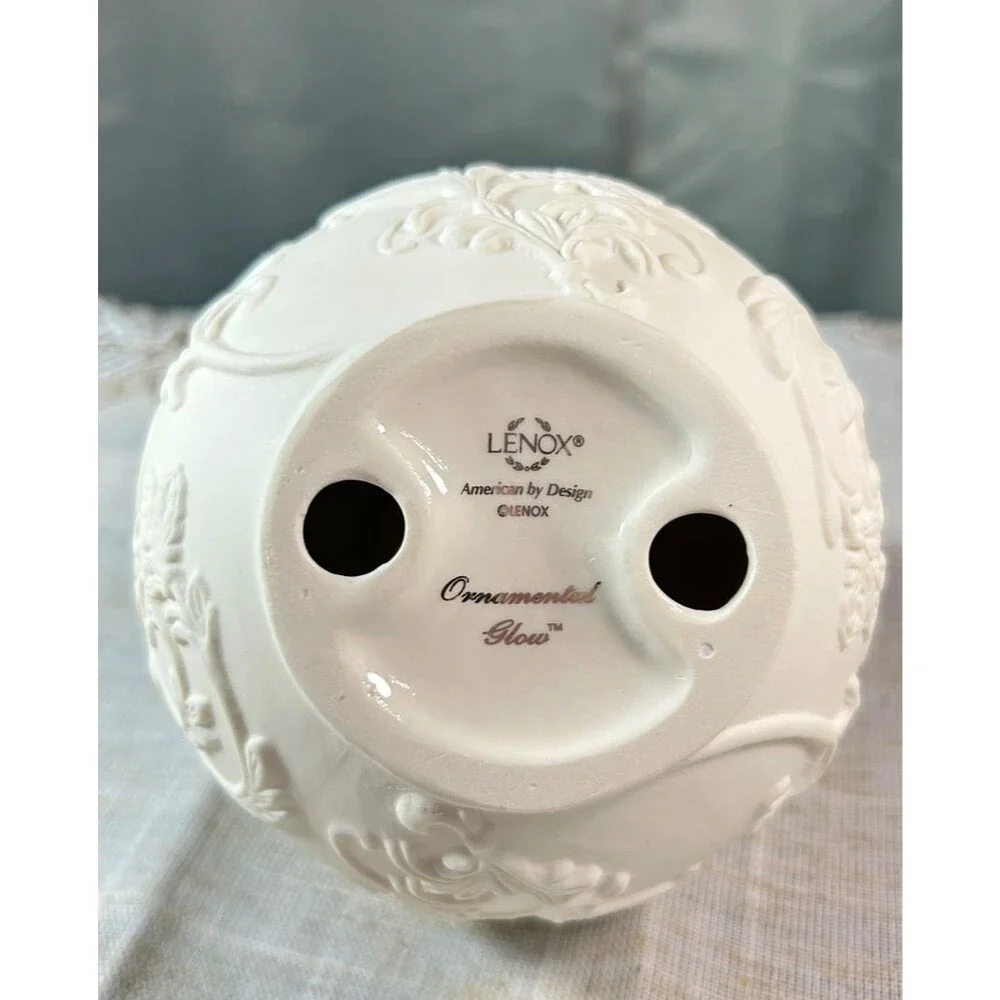 LENOX Candle Ornamental Glow Holly Scrollwork Votive Ivory Round Tealight Candle